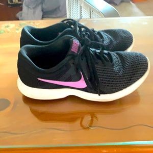 Nike Sneakers Sz 6